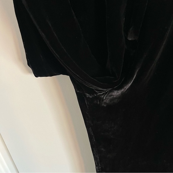 SLEEPING WITH JACQUES x FREE PEOPLE Dinner Party Wide-Leg Velvet Pants - Picture 8 of 13